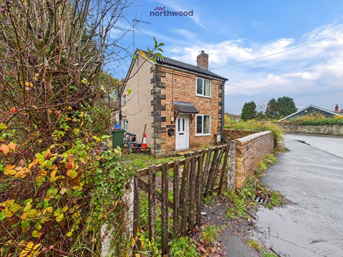 1 Bedroom Detached House For Sale In Poplar Road, Penycae, LL14