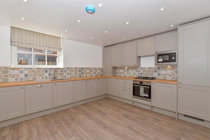 3 Bedroom Semi-Detached House For Sale In The Street, Ash, Canterbury, Kent, CT3