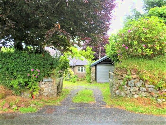 3 Bedroom Detached Bungalow To Rent In Throwleigh, Okehampton, EX20