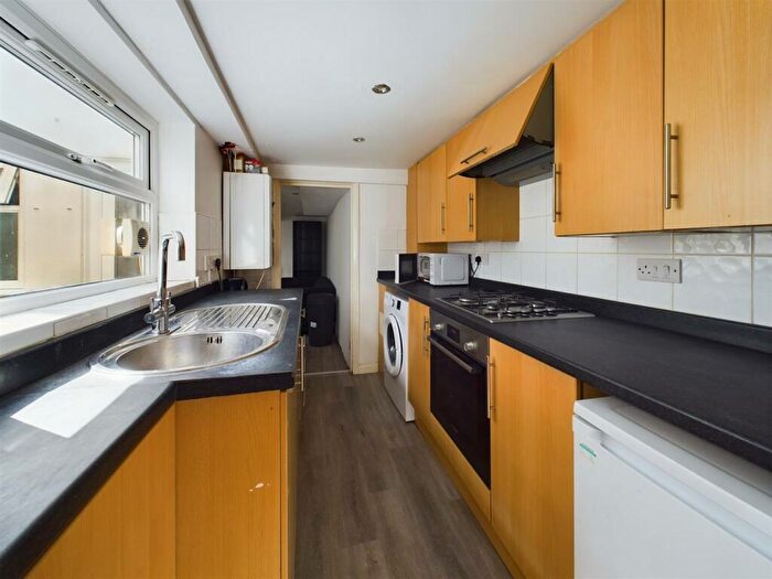 5 Bedroom Terraced House To Rent In Southover Street, Brighton, BN2