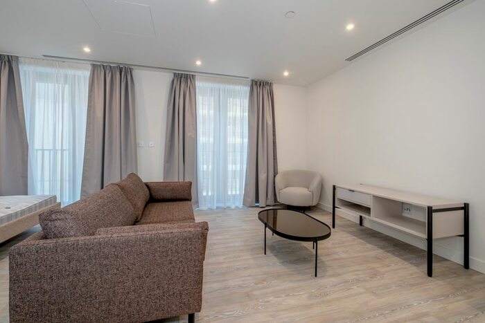 Studio To Rent In Cherry Park Lane, London, E20