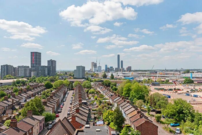 2 Bedroom Apartment To Rent In Goodhall Street, London, NW10