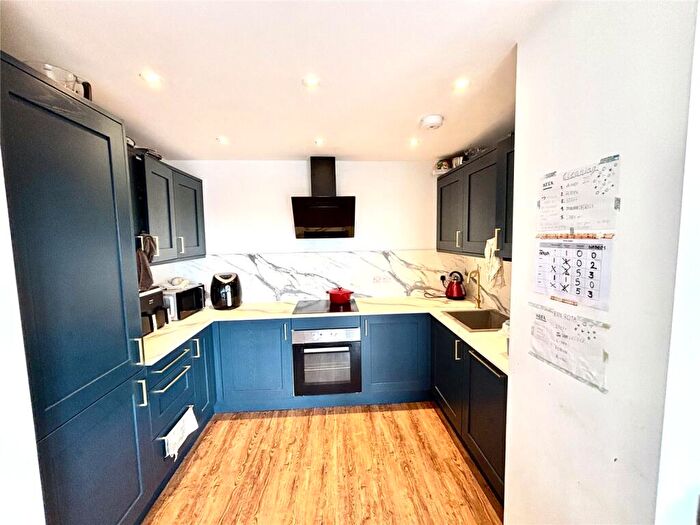 5 Bedroom End Of Terrace House To Rent In Old Fosse Road, BA2