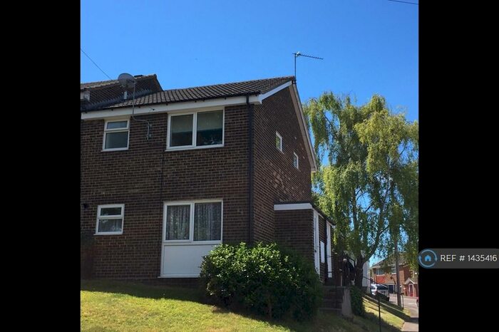 1 Bedroom End Of Terrace House To Rent In Glistening Glade, Gillingham, ME8
