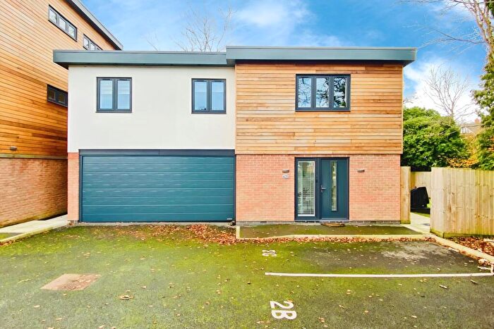 2 Bedroom Detached House For Sale In Coach House, Kingfisher Apartments, Kirby Muxloe, LE9