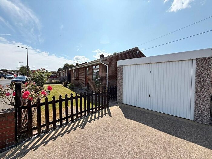 2 Bedroom Detached Bungalow For Sale In Chatsworth Road, Barnsley, S71