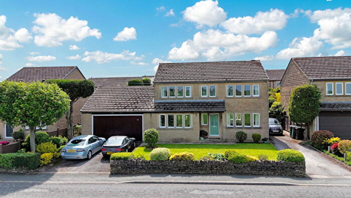 4 Bedroom Detached House For Sale In Moor Lane, Highburton, Huddersfield, HD8