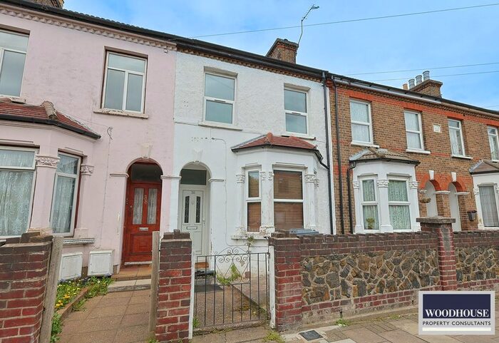 3 Bedroom Terraced House To Rent In King Edward Road, Waltham Cross, EN8