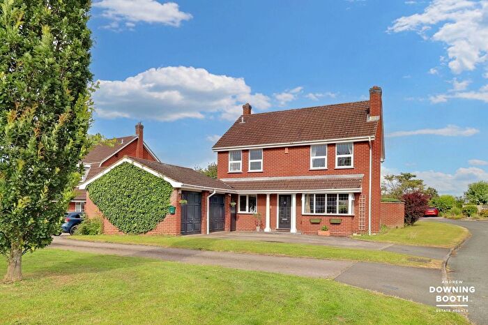 4 Bedroom Detached House For Sale In Leofric Close, Kings Bromley, Burton-On-Trent, DE13