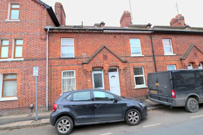 3 Bedroom Terraced House To Rent In Cholmeley Road, Reading, RG1