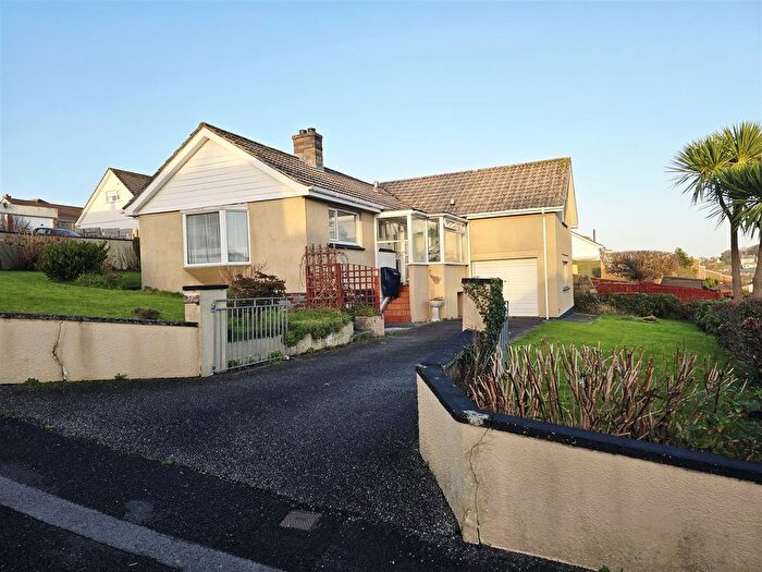 3 Bedroom Bungalow For Sale In Meadowside, Launceston, PL15