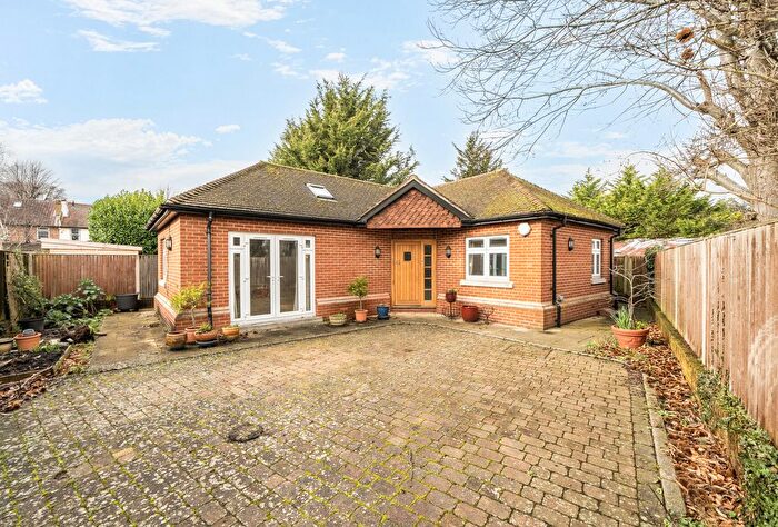 2 Bedroom Bungalow For Sale In Woodcote Green, Wallington, SM6