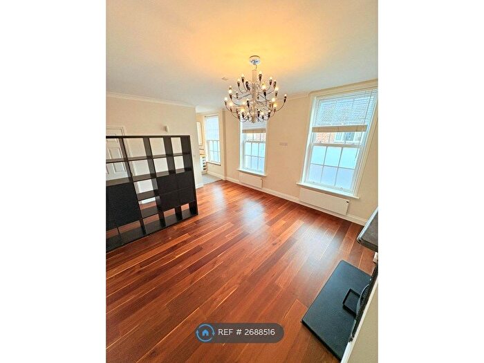 1 Bedroom Flat To Rent In Waltham Abbey, Waltham Abbey, EN9