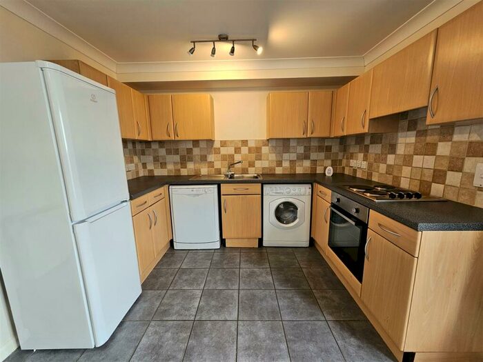 2 Bedroom Flat To Rent In Flat, Bentley House, Abbeygate Court, March, PE15