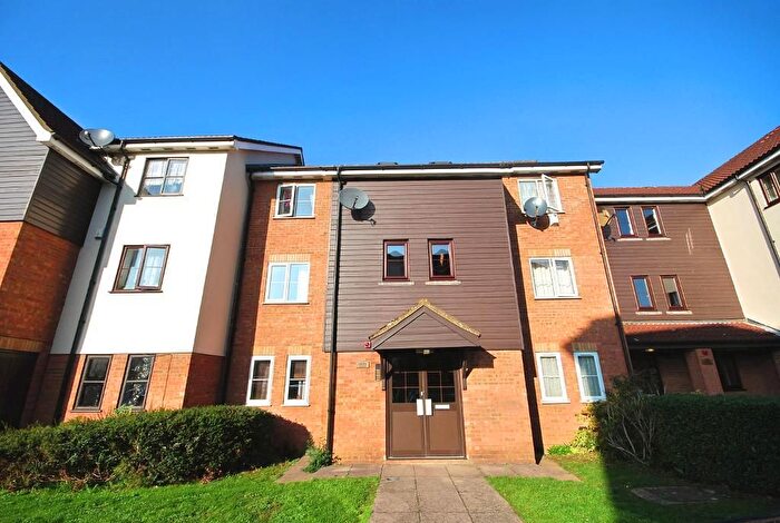 1 Bedroom Flat To Rent In Priory Court, Vicars Bridge Close, Wembley, HA0