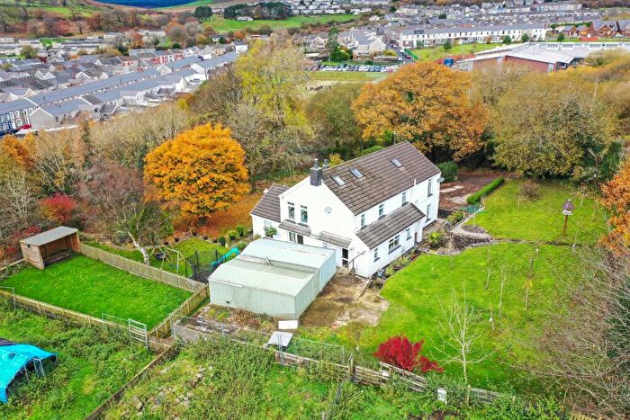 4 Bedroom Farm House For Sale In Ty Gwyn Bach, Maesteg, Bridgend County Borough, CF34