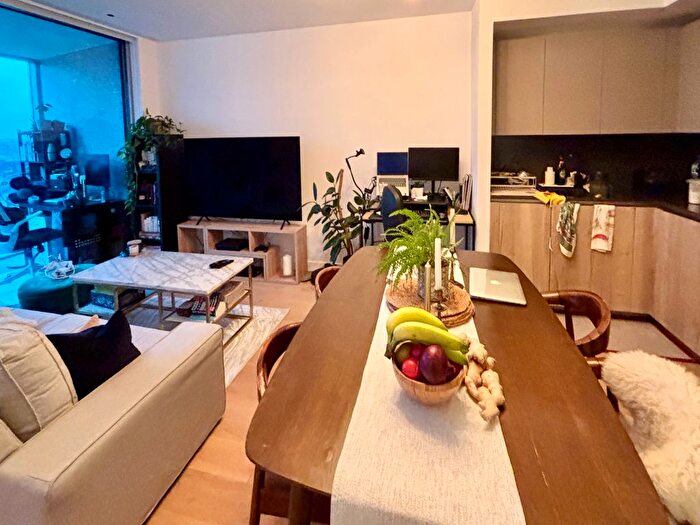 1 Bedroom Flat To Rent In Jasper Walk, London, N1