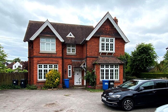 2 Bedroom Terraced House To Rent In Slough Road, Datchet, SL3