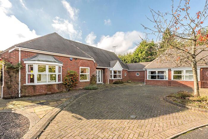4 Bedroom Detached Bungalow For Sale In Redlake Road, Pedmore, DY9