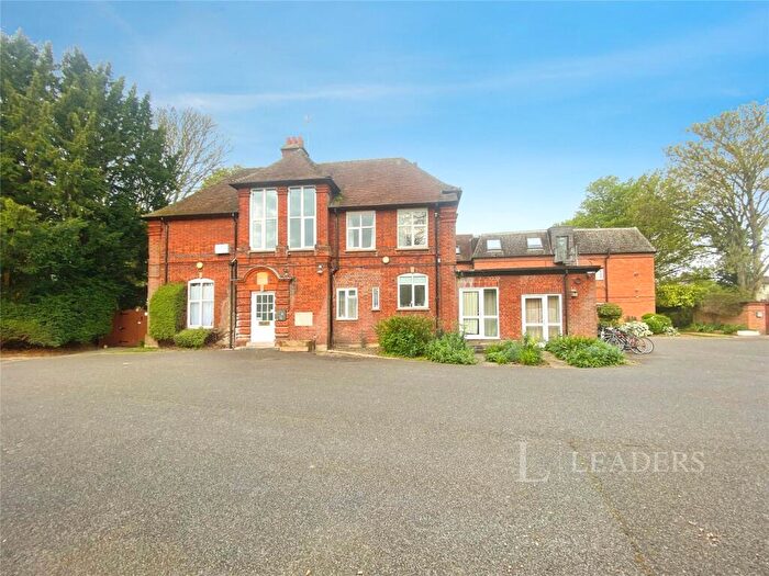 1 Bedroom Apartment For Sale In Harvey Goodwin Gardens, Cambridge, CB4