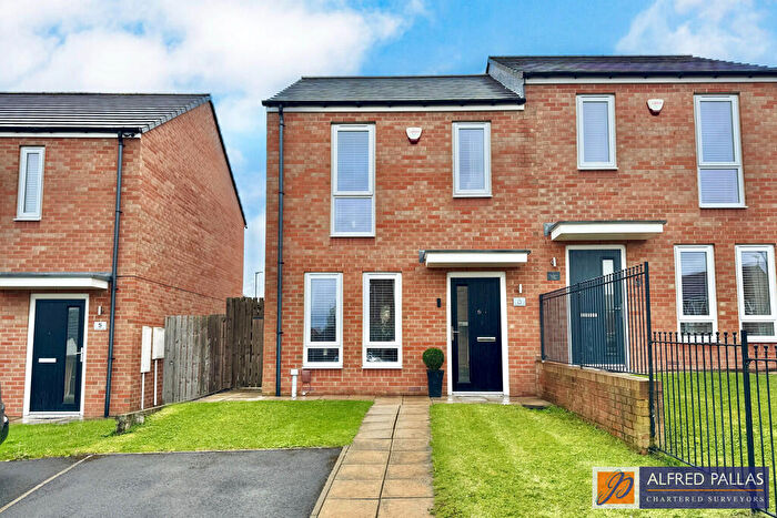 2 Bedroom Semi-Detached House For Sale In Grasmoor View, Sunderland, SR5