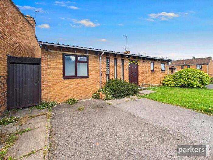 3 Bedroom Detached House For Sale In Allonby Close, Lower Earley, Reading, Berkshire, RG6