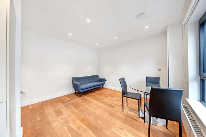 1 Bedroom Flat To Rent In College Road, Harrow, HA1