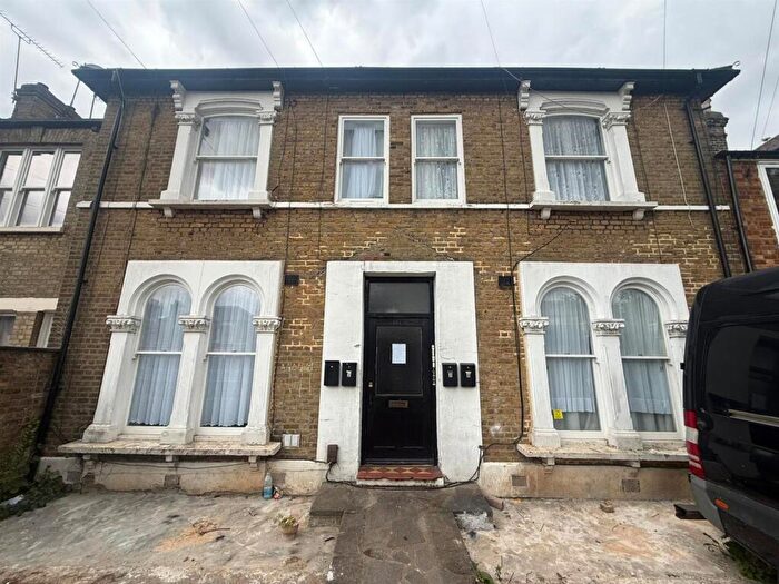1 Bedroom Apartment To Rent In Windsor Road, London, E7