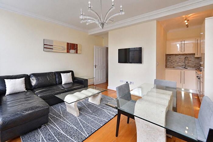 1 Bedroom Flat To Rent In Queensway, Paddington, London, W2