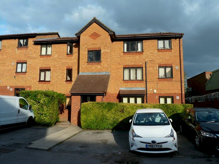 1 Bedroom Flat To Rent In Pempath Place, Wembley, HA9