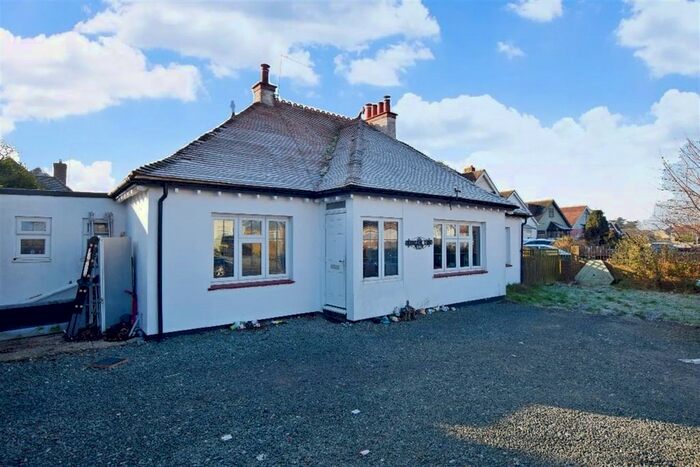 3 Bedroom Detached Bungalow To Rent In Felpham Way, Bognor Regis, West Sussex, PO22