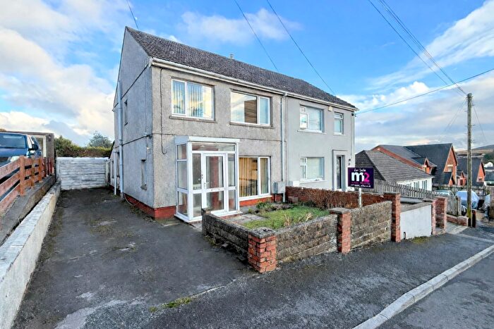 3 Bedroom Semi-Detached House For Sale In North Street, Beaufort, Ebbw Vale, NP23