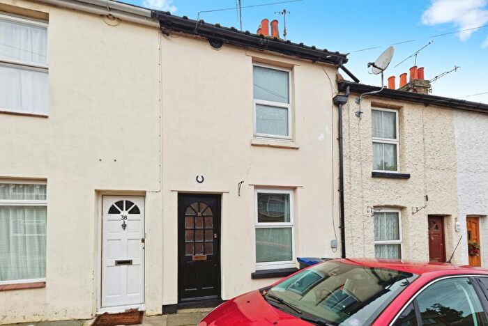 2 Bedroom Terraced House For Sale In New Town Street, Canterbury, Kent, CT1