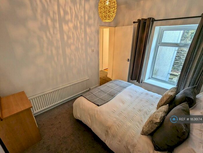 2 Bedroom Terraced House To Rent In Graig Terrace, Swansea, SA1