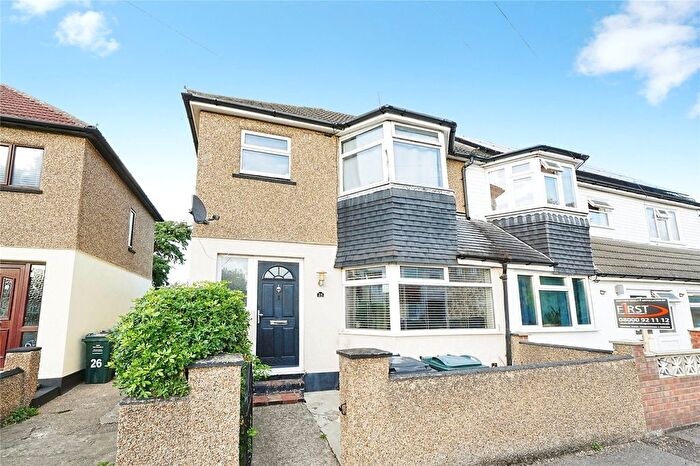 3 Bedroom Semi-Detached House To Rent In Cranford Road, Dartford, Kent, DA1