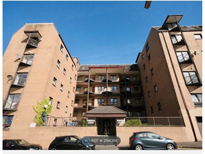 1 Bedroom Flat To Rent In Minerva Court, Glasgow, G3