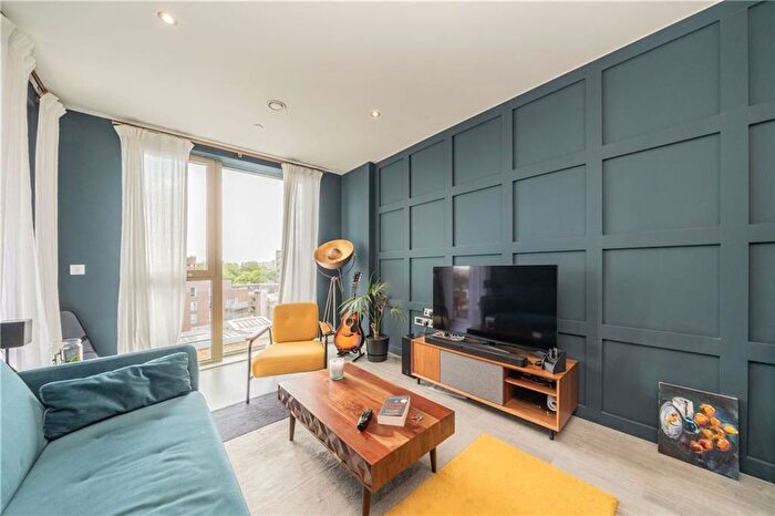1 Bedroom Flat For Sale In Benedict Road, Brixton, SW9
