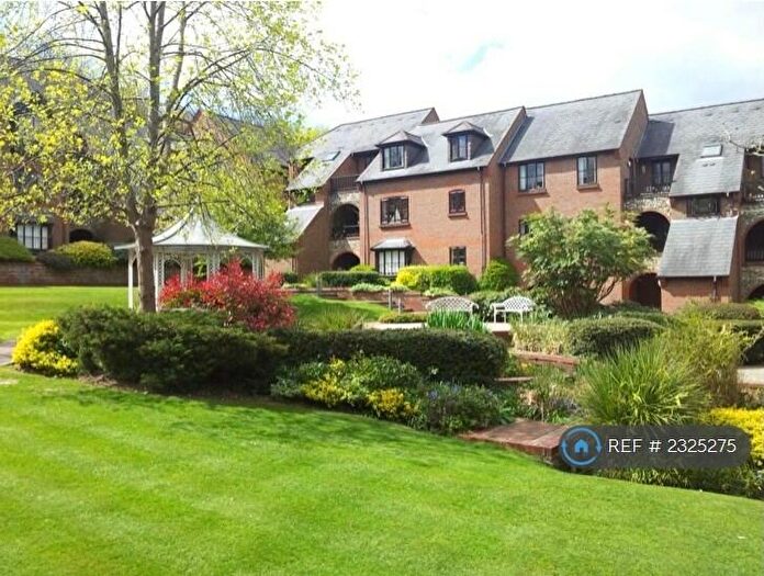 1 Bedroom Flat To Rent In Dolphin Court, High Wycombe, HP11