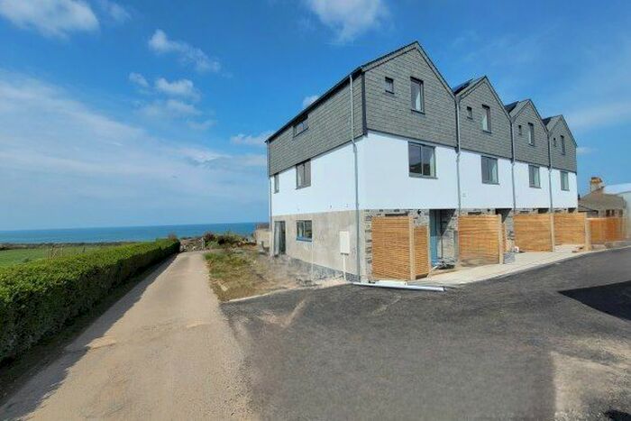 4 Bedroom Property To Rent In Dobbin Lane, Padstow, PL28