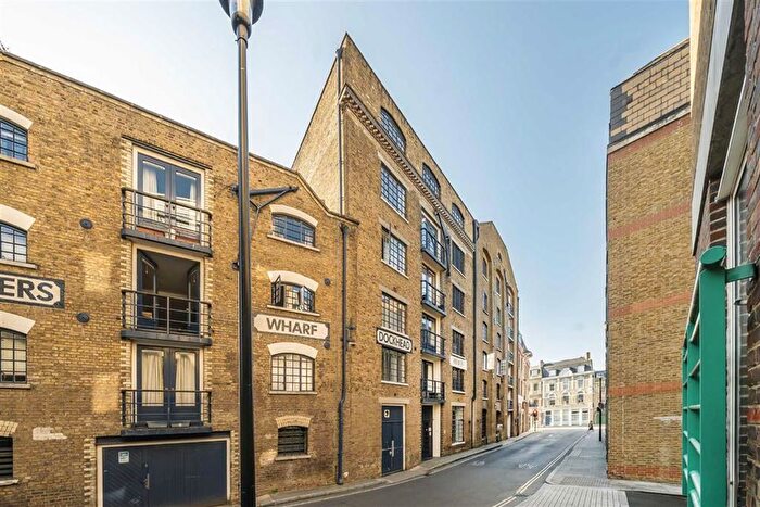 2 Bedroom Flat To Rent In Shad Thames, London, SE1