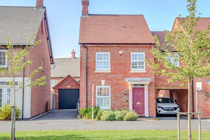 3 Bedroom Link Detached House For Sale In Forsa Close, Lubbesthorpe, LE19