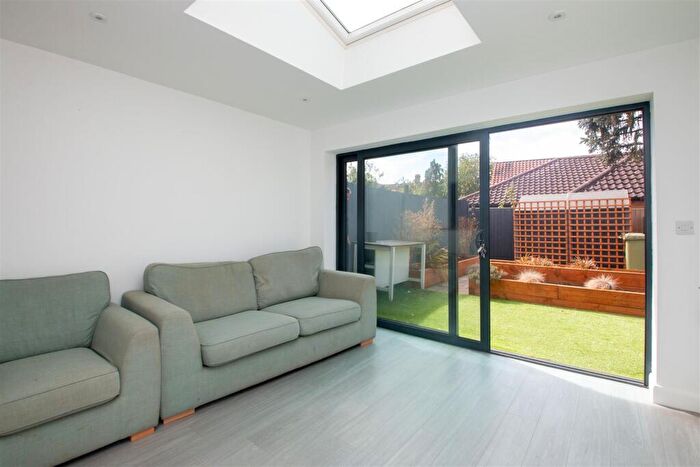 2 Bedroom Terraced House To Rent In Shepperds Green, Shenley Church End, MK5