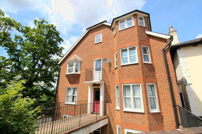 1 Bedroom Flat To Rent In Redhill, Surrey, RH1