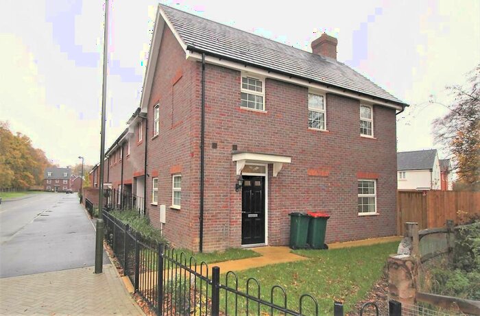4 Bedroom House To Rent In Somerley Drive, Forgewood, RH10