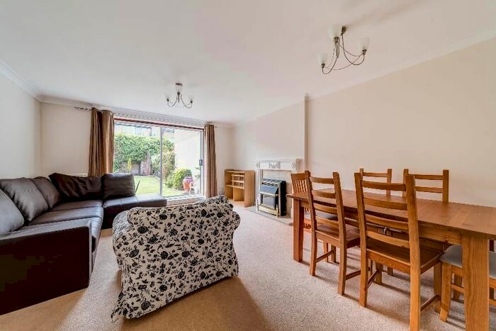 4 Bedroom Property To Rent In John Ruskin Street, London, SE5