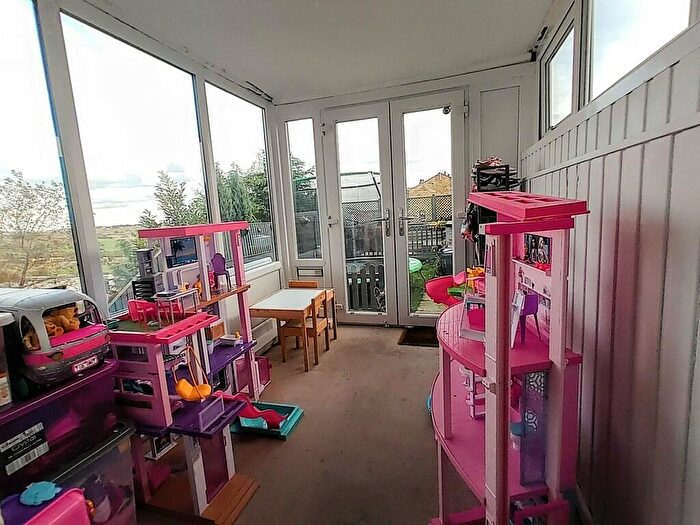 3 Bedroom End Of Terrace House For Sale In Packington Street, Thornton, Bradford, BD13