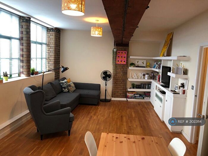 2 Bedroom Flat To Rent In Redcliffe Street, Bristol, BS1