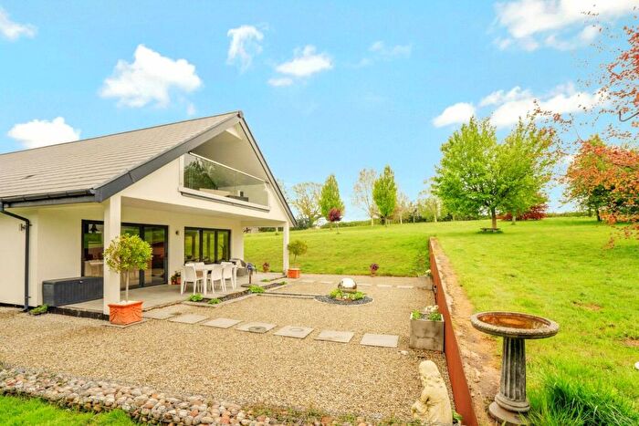 3 Bedroom Bungalow For Sale In Field View, Gardner Street, Herstmonceux, East Sussex, BN27
