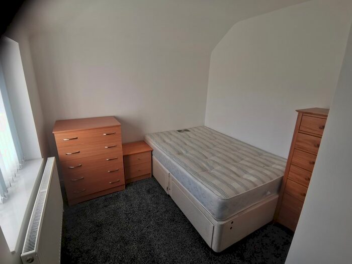 1 Bedroom Terraced House To Rent In The Grates, Oxford, Oxfordshire, OX4