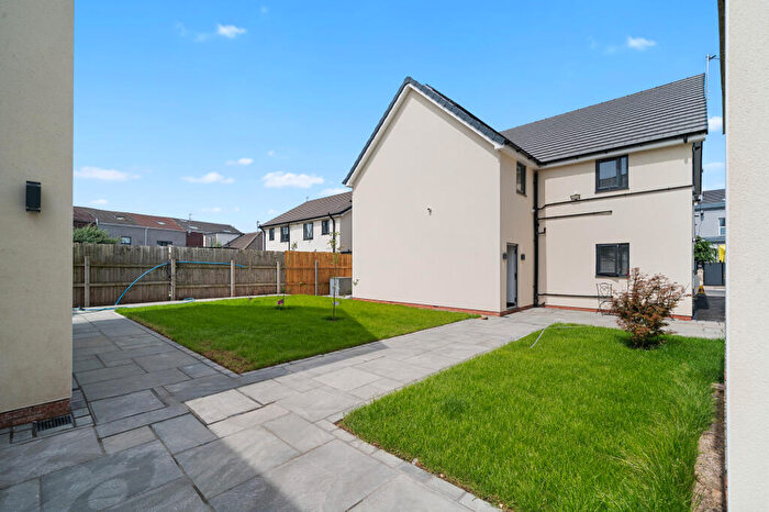 1 Bedroom Apartment To Rent In Sandstone Road West, Old Swan, Liverpool, L13